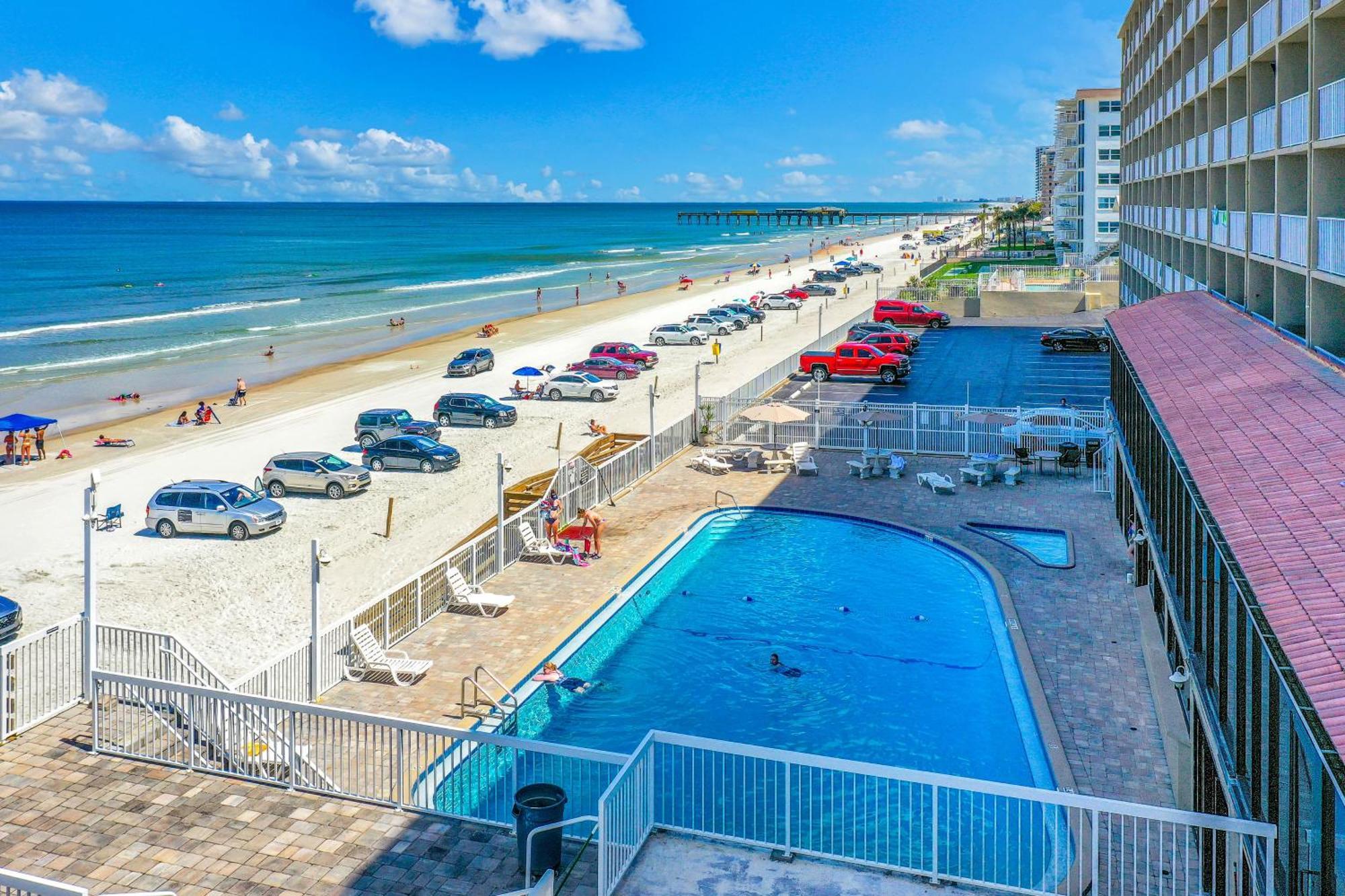 Sunshine & Oceanfront Serenity Appartamento *