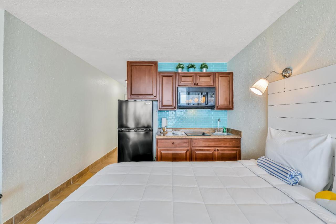 Sunshine & Oceanfront Serenity Appartamento *